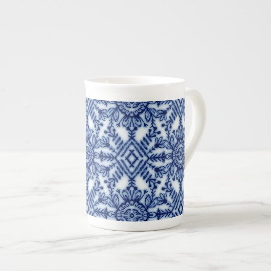 Tasse En Porcelaine Bleu Cobalt Classique Bleu et Motif blanc (Devant droit)