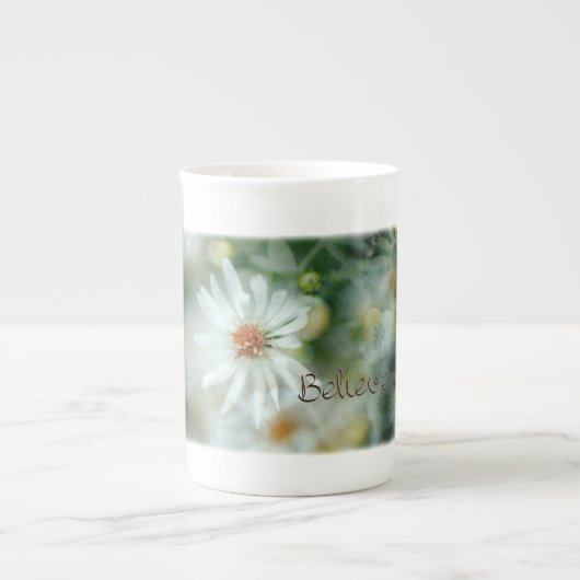 Tasse En Porcelaine Croyez la marguerite (Devant)