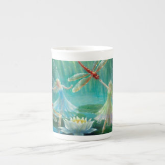 Tasse En Porcelaine Danse des libellules rouges par Lynne Bellchamber