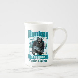 Tasse En Porcelaine Développeur Full-Stack de type singe, code s'exécu