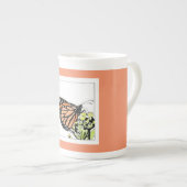 tasse en porcelaine d'os de papillon monarque (Devant droit)