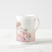 Tasse En Porcelaine Elegance Woman with Peonies Aquarelle Art Imprimer (Devant droit)