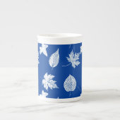 Tasse En Porcelaine Feuilles d'automne - blanc et bleu cobalt (Devant)