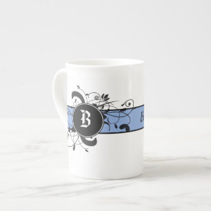 Tasse En Porcelaine Flourish victorien décoré d'un monogramme