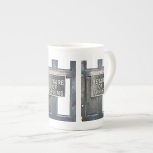 TASSE EN PORCELAINE GARE