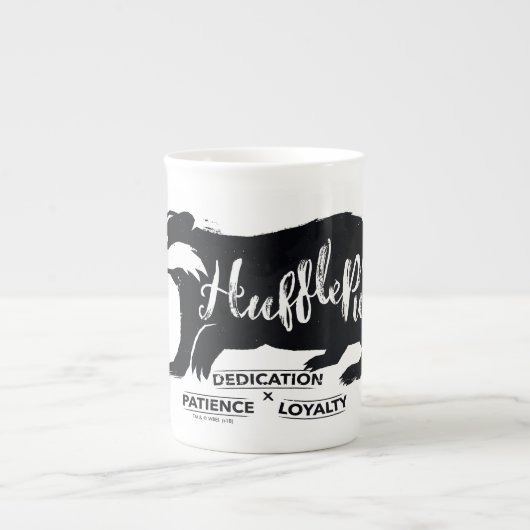 Tasse En Porcelaine Harry Potter | Typographie de silhouette HUFLEPUFF (Devant)