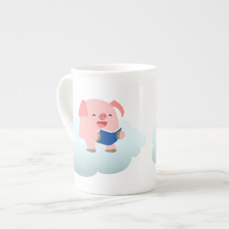 Tasse En Porcelaine Joli lecteur de cochon de dessin sur l'os nuageux