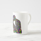 TASSE EN PORCELAINE KISSING COUPLE (Devant droit)