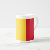 TASSE EN PORCELAINE LA ROUMANIE (Devant droit)