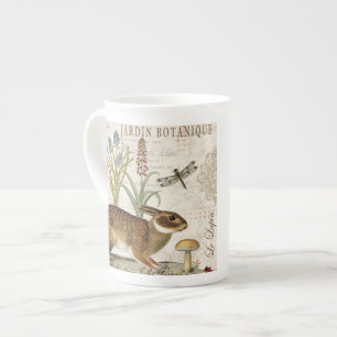 Tasse En Porcelaine lapin français vintage moderne dans le jardin