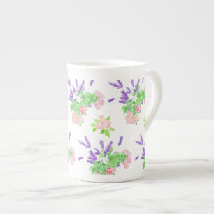 Tasse En Porcelaine Lavande, Roses et Philadelphus Motif sur Blanc