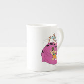 Tasse En Porcelaine Les Pierrafeu | Fred Sliding Down Tail (Devant droit)