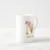 Tasse En Porcelaine Monogramme de nom initial botanique floral personn (Devant droit)