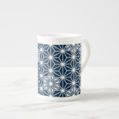 Tasse En Porcelaine Motif japonais Asanoha - indigo bleu & blanc (Devant droit)