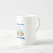 Tasse En Porcelaine Nagez comme un poisson, mangez comme un requin. na (Devant droit)
