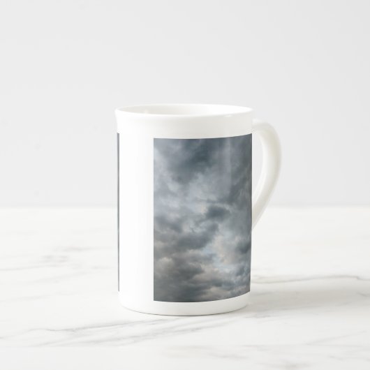 Tasse En Porcelaine Nuages de tempête en panne (Devant droit)