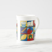 Tasse En Porcelaine Peinture de divers objets par Chariklia Zarris (Devant droit)