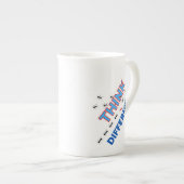 Tasse En Porcelaine Penser différemment 6.w (Devant droit)