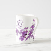 Tasse En Porcelaine Personnalisable B nom monogramme classe fleurs vio (Devant droit)
