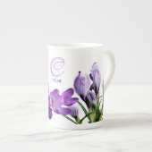 Tasse En Porcelaine Personnalisable Chloe nom monogramme fleurs violet (Devant droit)