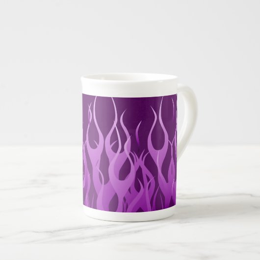 Tasse En Porcelaine Pourpre emballant des flammes (Devant droit)