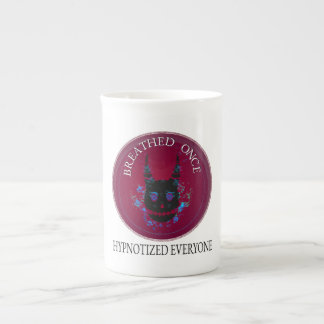 Tasse En Porcelaine Respiré une fois : Crâne de démon hypnotique