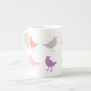 Tasse En Porcelaine Rose et oiseaux en pastel pourpres avec la volièr