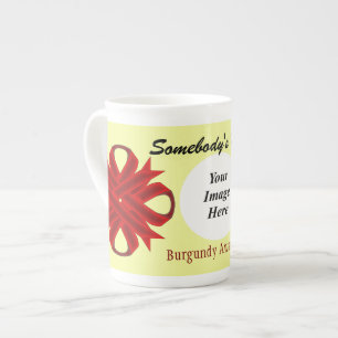 Tasse En Porcelaine Ruban de trèfle de Bourgogne Modèle par K Yoncich