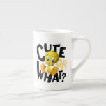 Tasse En Porcelaine TWEETY™ - Mignonne Ou Quoi ?<br><div class="desc">LOONEY TUNES™ | Tweety est heureux dans les lettres de la question "Mignonne ou quoi?".</div>