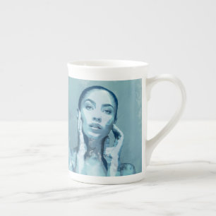 Tasse En Porcelaine "Woman in Blue" Premium Canvas