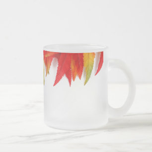 Tasse en verre givré à motif de feuille d'automne