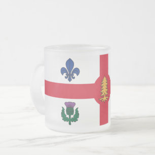 Tasse en verre givré avec le drapeau de Montréal