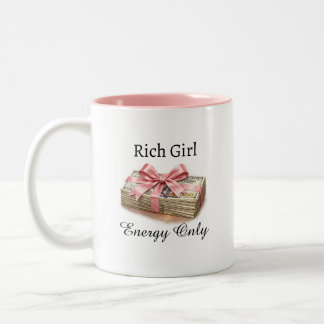 Tasse et mug Énergie de Riche Fille Manifestante