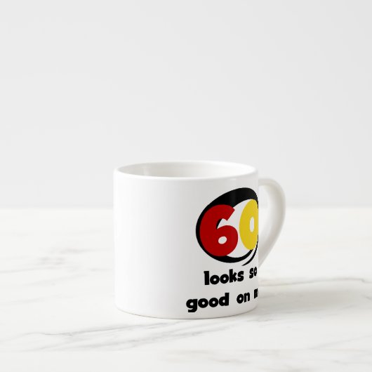 Tasse Expresso 60 T-shirts et cadeaux sont si bons pour moi (Devant droit)