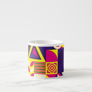 Tasse Expresso Art pop, formes géométriques colorées.