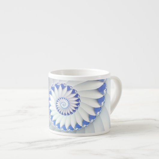 Tasse Expresso Beau Bleu & Blanc Mer Shell Art Fractal fin (Devant droit)