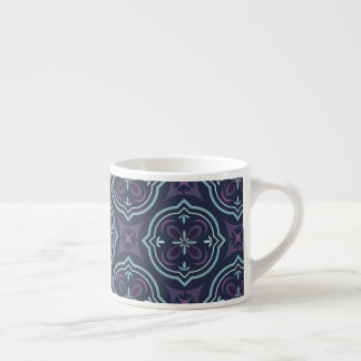 Tasse Expresso blueish floral tiling pattern