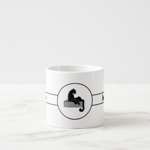 Tasse Expresso Boss Lady Chat noir sur Arrière - plan blanc
