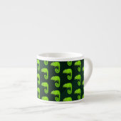 Tasse Expresso Caméléon vert mignon (Devant droit)