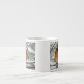 Tasse Expresso Cardinal du Nord féminin dans un pin enneigé, (Devant)