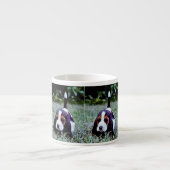 Tasse Expresso Chiot de basset marchant - blanc Brown noir (Devant)