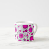 Tasse Expresso Coeurs blancs Whimsical rose chaud et fleurs flora (Devant droit)