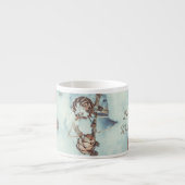 Tasse Expresso Cônes de mélèze sur la neige bleue fraîche (Devant)