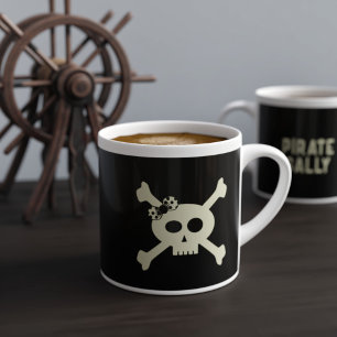 Tasse Expresso Crâne et os croisés Fille Pirate Nom Noir Funny