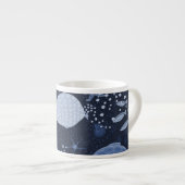 Tasse Expresso Des poissons endormis monochromes, motif foncé. (Devant droit)