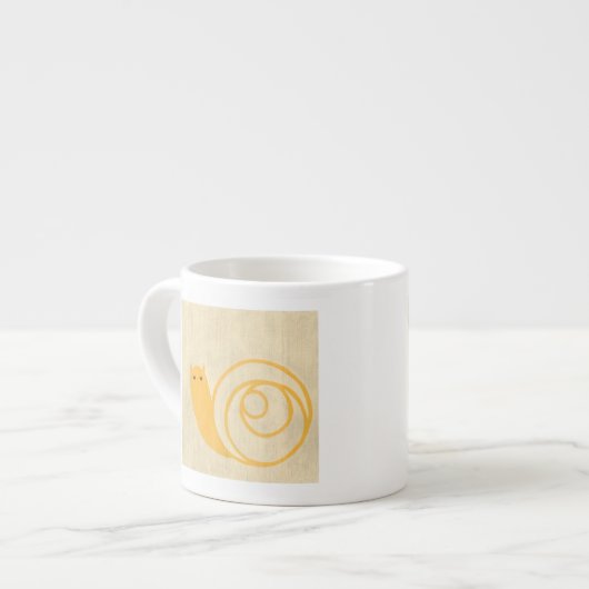 Tasse Expresso Escargot jaune sur Arrière - plan crème (Devant gauche)