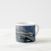 Tasse Expresso F-15 Aigle de grève (Devant droit)