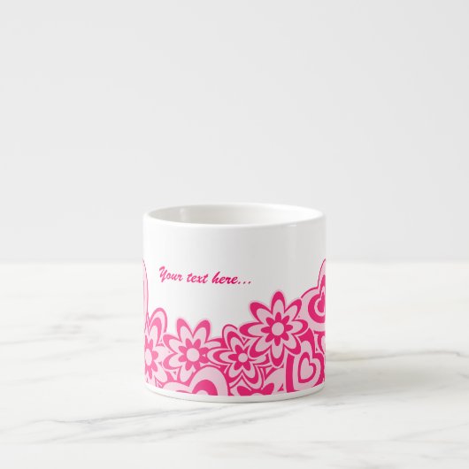 Tasse Expresso Fleurs roses mignonnes et coeurs avec un nom (Devant)