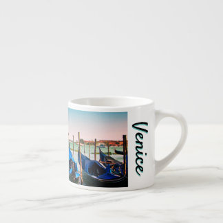 Tasse Expresso Grand Canal de Venise avec des gondoles emblématiq