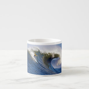 Tasse Expresso Grande vague aux francs-tireurs surfant la